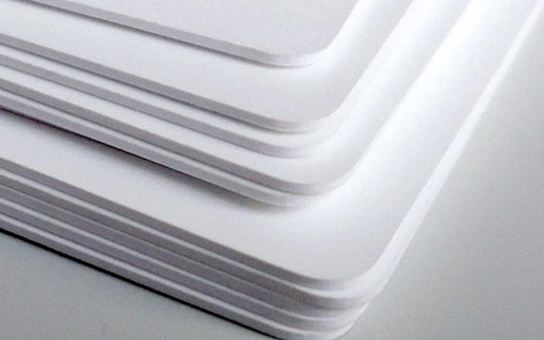 Visitenkarten mit abgerundeten oder abgeschrägten Ecken